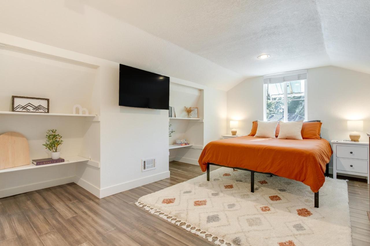 Vacation About 3 Mi To Downtown! Apartment